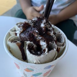 Thaicy Rolls Creamery - Cookies & Cream