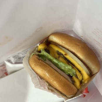 In-N-Out Burger - Burgers Near Me - Pinole, California In-N-Out Burger - Burgers Near Me - Pinole, California