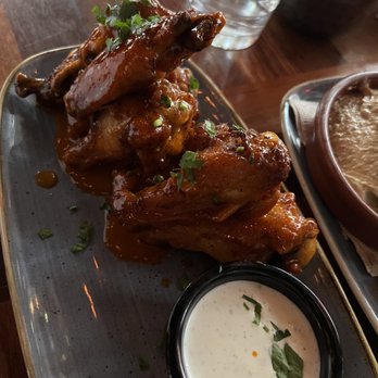 Von's 1000Spirits - Damn Good Wings - New American Near Me - Seattle, Washington