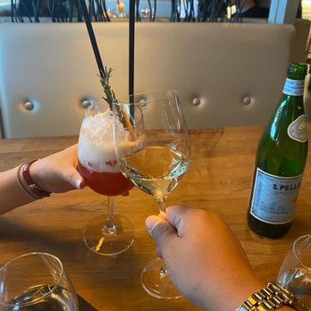 Partage - Wine, desert, appetizers - French Near Me - Las Vegas, Nevada Partage - Wine, desert, appetizers - French Near Me - Las Vegas, Nevada