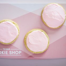 Texas Cookie Shop - Our Frosted Sugar cookie on our half dozen box.
