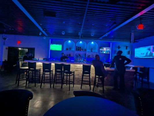 Skyvibe Restaurant and Lounge by null