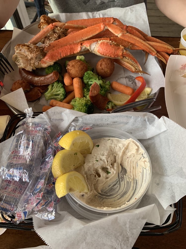 BEACHSIDE SEAFOOD MARKET Updated November 2024 11 Photos & 22