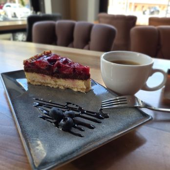 Pax - Strawberry Cheescake - Coffee & Tea Near Me - Berlin, BE Pax - Strawberry Cheescake - Coffee & Tea Near Me - Berlin, BE