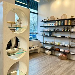 LashLuv Beauty Bar