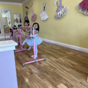 Tutu School Willow Glen - Dance Schools Near Me - Willow Glen, California Tutu School Willow Glen - Dance Schools Near Me - Willow Glen, California