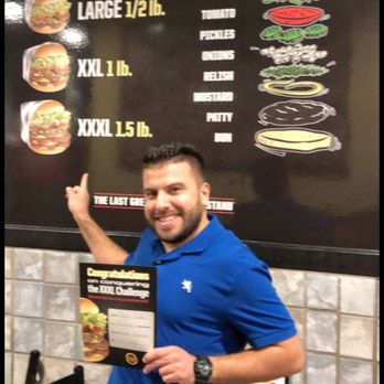 Fatburger & Buffalo's Express - Finishing xxxl burger certificate - Burgers Near Me - Burbank, California