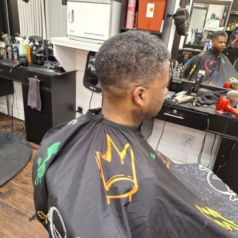 North Kutz Barbershop - By Rolando J. - After my locks. - Barbers Near Me - Chicago, Illinois North Kutz Barbershop - By Rolando J. - After my locks. - Barbers Near Me - Chicago, Illinois