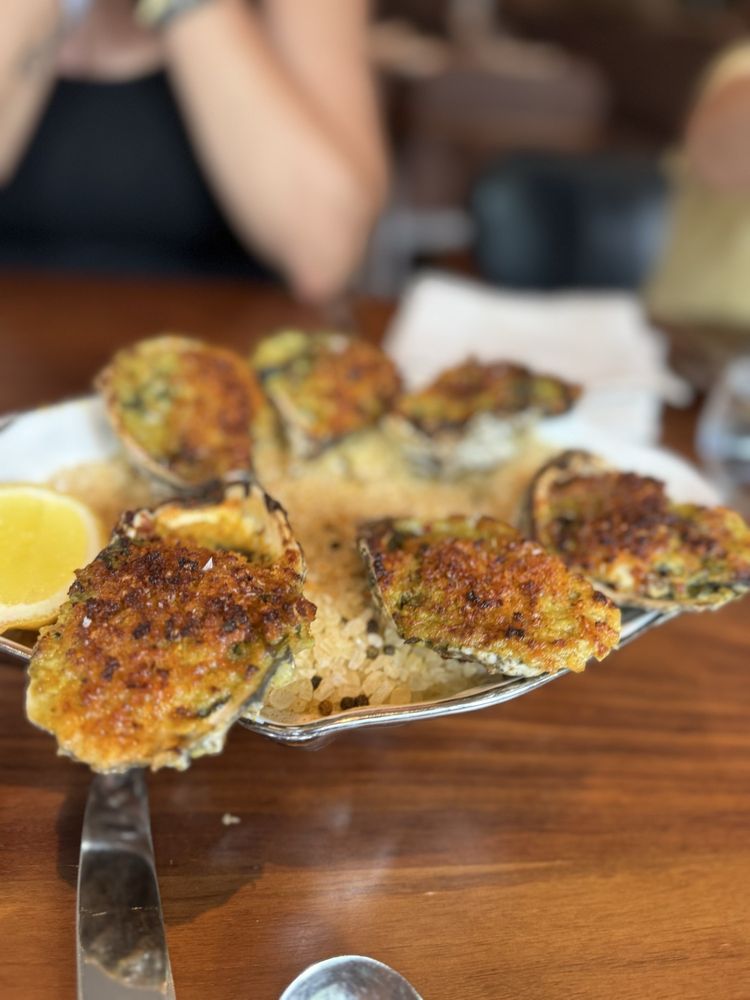 Miss River Restaurant