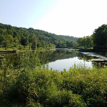 Deer Lakes Park - Parks Near Me - Tarentum, Pennsylvania Deer Lakes Park - Parks Near Me - Tarentum, Pennsylvania