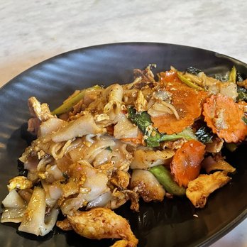 Thai Tom - Drunken noodle - Thai Near Me - Seattle, Washington Thai Tom - Drunken noodle - Thai Near Me - Seattle, Washington