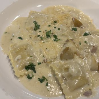 Black Diamond Grill - Pear Gorgonzola Ravioli - Italian Near Me - Black Diamond, Washington Black Diamond Grill - Pear Gorgonzola Ravioli - Italian Near Me - Black Diamond, Washington