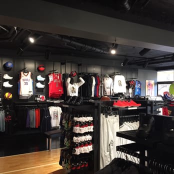 Ballzy - Sports Wear Near Me - Espoo, 18 Ballzy - Sports Wear Near Me - Espoo, 18