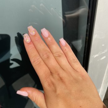 Allure Lash and Beauty - Coffin shaped nails with SNS and gold flakes - Nail Salons Near Me - Charlotte, North Carolina Allure Lash and Beauty - Coffin shaped nails with SNS and gold flakes - Nail Salons Near Me - Charlotte, North Carolina