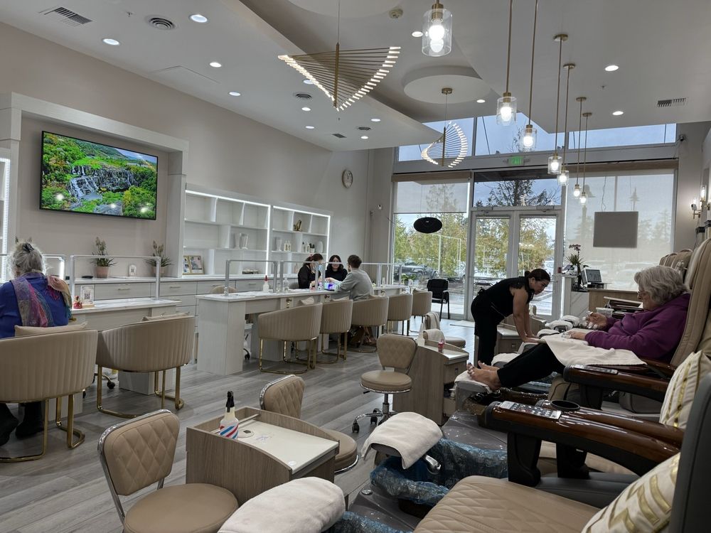 Nail Salon Gig Harbor Washington