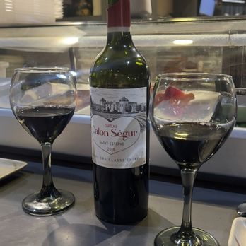 Dada Sushi - At the sushi bar, 2016 Calon Segur is fantastic! - Japanese Near Me - Murrieta, California