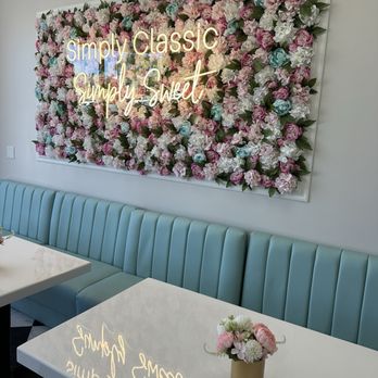 The Classic Cupcake - Indoor Seating - Cupcakes Near Me - Yorba Linda, California The Classic Cupcake - Indoor Seating - Cupcakes Near Me - Yorba Linda, California