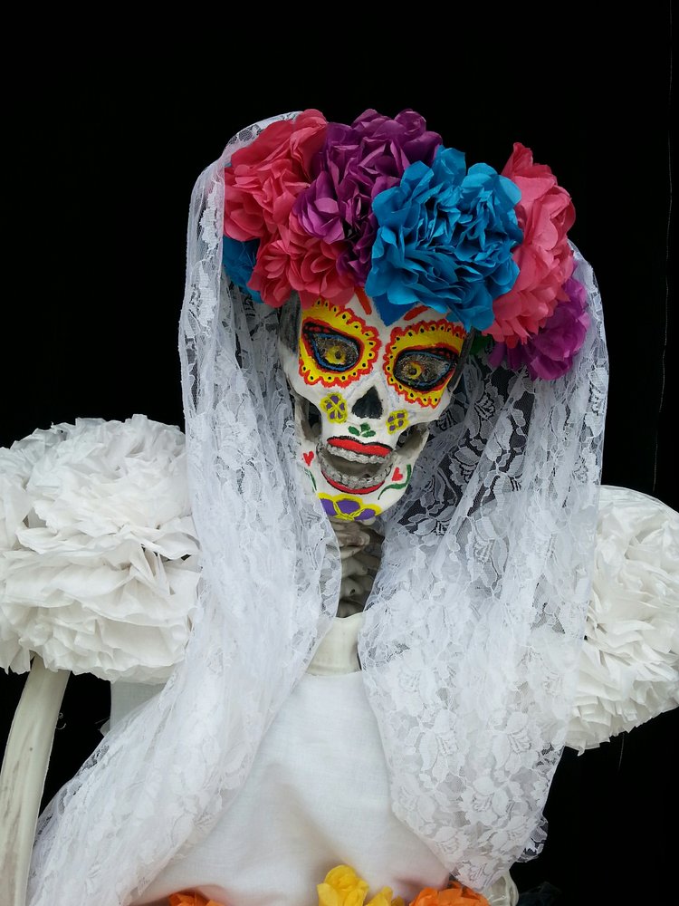 CHICANO ART GALLERY Updated September 2024 2117 Logan Ave, San