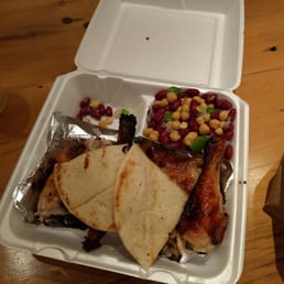 Chicken drumstick with pita and bean salad Chicken drumstick with pita and bean salad