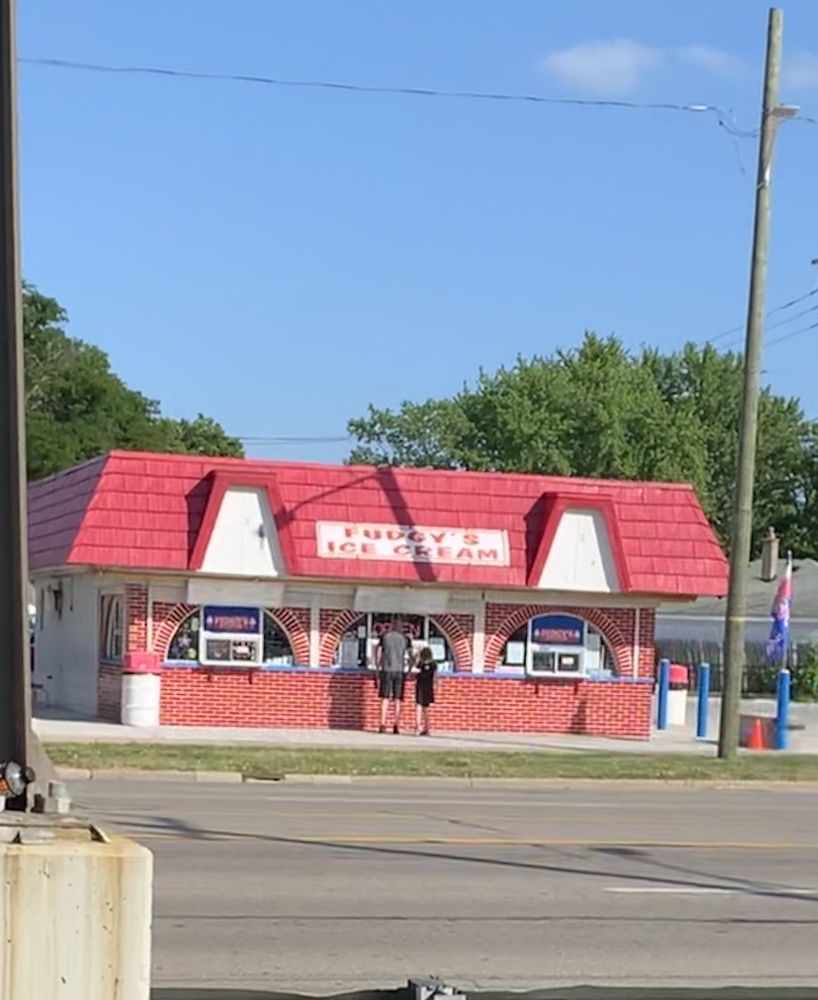 FUDGY’S ICE CREAM PALACE Updated June 2024 10 Photos & 14 Reviews