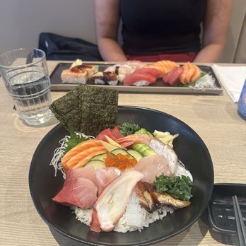 Hay Sushi - Japanese Near Me - Toronto, Ontario