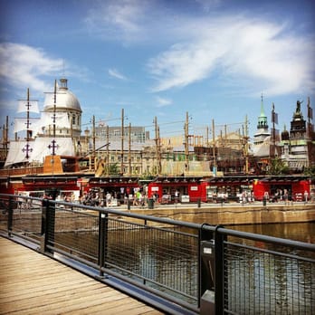 Quai Jacques-Cartier - Venues & Event Spaces Near Me - Montreal, Quebec Quai Jacques-Cartier - Venues & Event Spaces Near Me - Montreal, Quebec