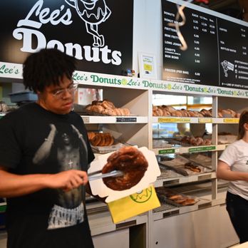 Lee's Donuts - Donuts Near Me - Vancouver, British Columbia