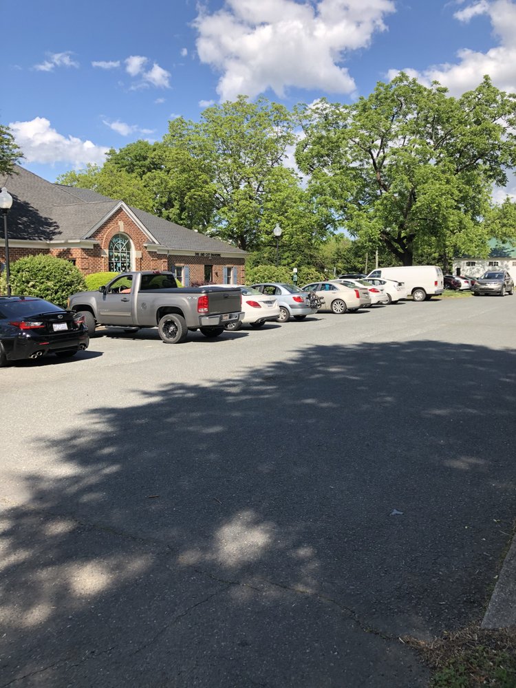 MINT HILL ANIMAL HOSPITAL Updated June 2024 13 Photos & 18 Reviews