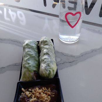 Vietnoms - Tasty spring roll appetizer - Vietnamese Near Me - Toronto, Ontario