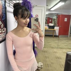 Ballerina Dancewear - Pink leotard for adult beginner class