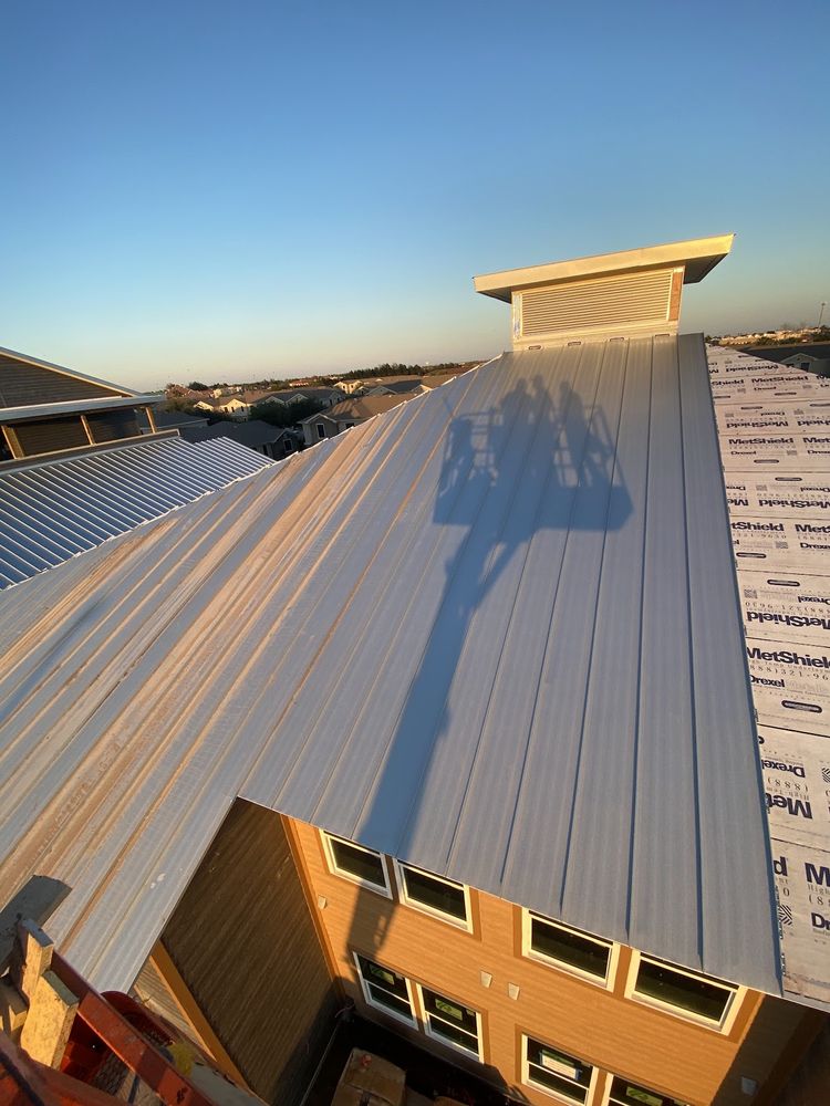 Slide of Reyes Roofing