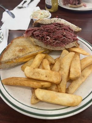Brent's Deli Northridge by null