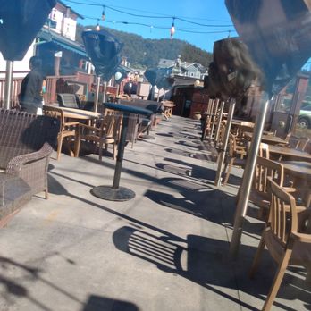 Miramar Beach Restaurant - Seafood Near Me - Half Moon Bay, California