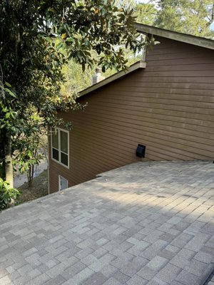 East Texas Roofing Logo