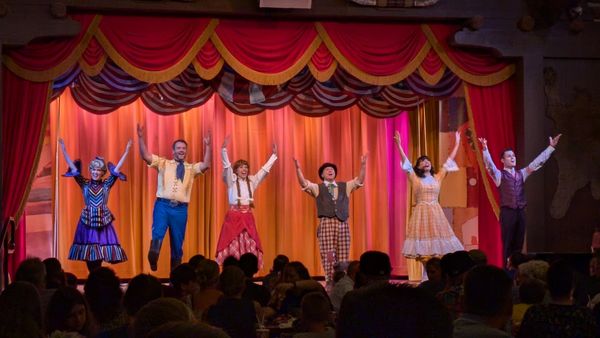 Hoop-Dee-Doo Musical Revue by null