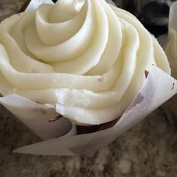 Red velvet with cream cheese icing Red velvet with cream cheese icing