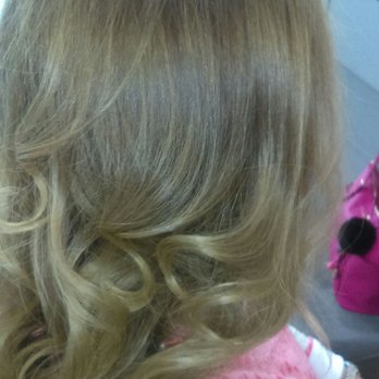 Live Blow Dry - Close up!! - Blow Dry/Out Services Near Me - Pinecrest, Florida Live Blow Dry - Close up!! - Blow Dry/Out Services Near Me - Pinecrest, Florida