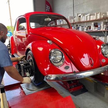 Willy's Auto Service - He's got a super trick alignment rack that he just had installed. I sought Lambo's and everything along with my little bug - Auto Repair Near Me - Huntington Beach, California