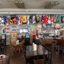 Sparky's Bar & Grill - Hockey fan? Tons of it hanging everywhere, however still clean!