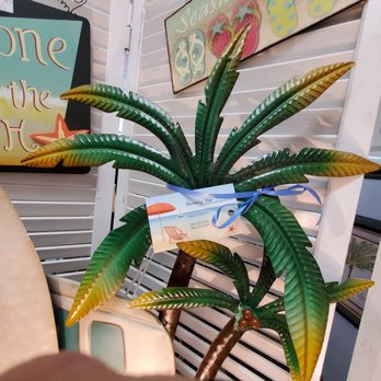 Junque in the Trunk - Antiques Near Me - Flagler Beach, Florida