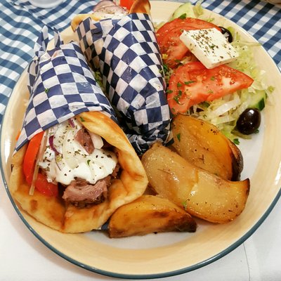 Christina's Cuisine by null