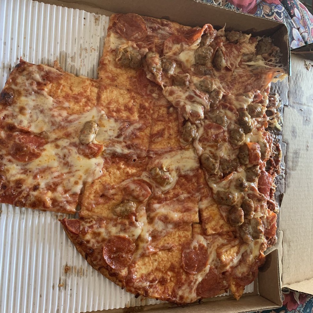 This is what the pizza looked like when I got it. This is what the pizza looked like when I got it.