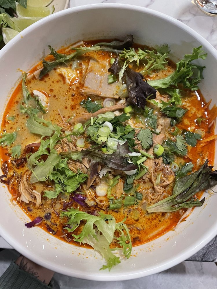 Pho Vanhly Asian Bistro