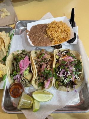 C Rojos Taqueria by null