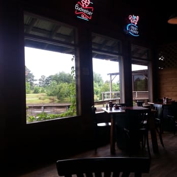 The ShellHouse - The atmosphere is very pleasant. I personally love dinning here. - Seafood Near Me - Savannah, Georgia The ShellHouse - The atmosphere is very pleasant. I personally love dinning here. - Seafood Near Me - Savannah, Georgia