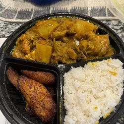 Jamaican Cook Shop - Curry Chicken, white rice and Fried Plantain