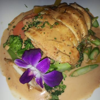 Teikoku - Chicken Red Curry (lunch entree) - Japanese Near Me - Newtown Square, Pennsylvania