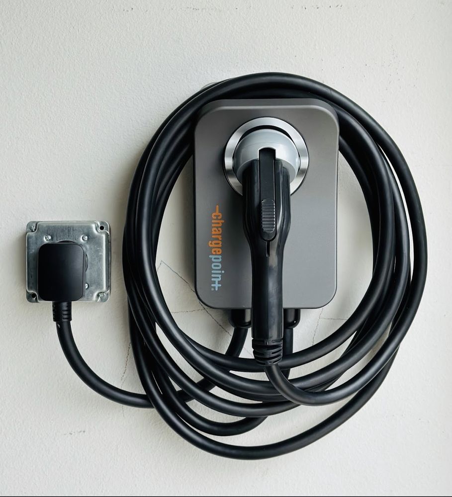 Slide of Georgi Energy Electrical Service