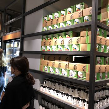 Starbucks - Coffee & Tea Near Me - Paris, 75