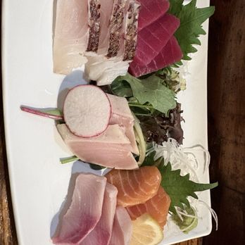 HONDA-YA Tustin - Sashimi 5 Kind Mixed Sashimi - Sushi Bars Near Me - Tustin, California